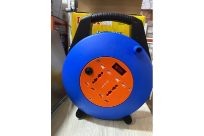 Ổ cắm quay tay kiểu xách tay XTDD10-2-10A